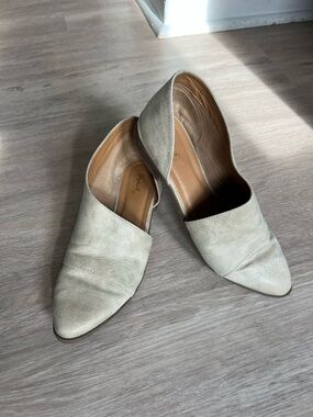 Qupid Tuxedo-68 Leatherette Pointy Toe Extreme Cut Out Ankle Bootie